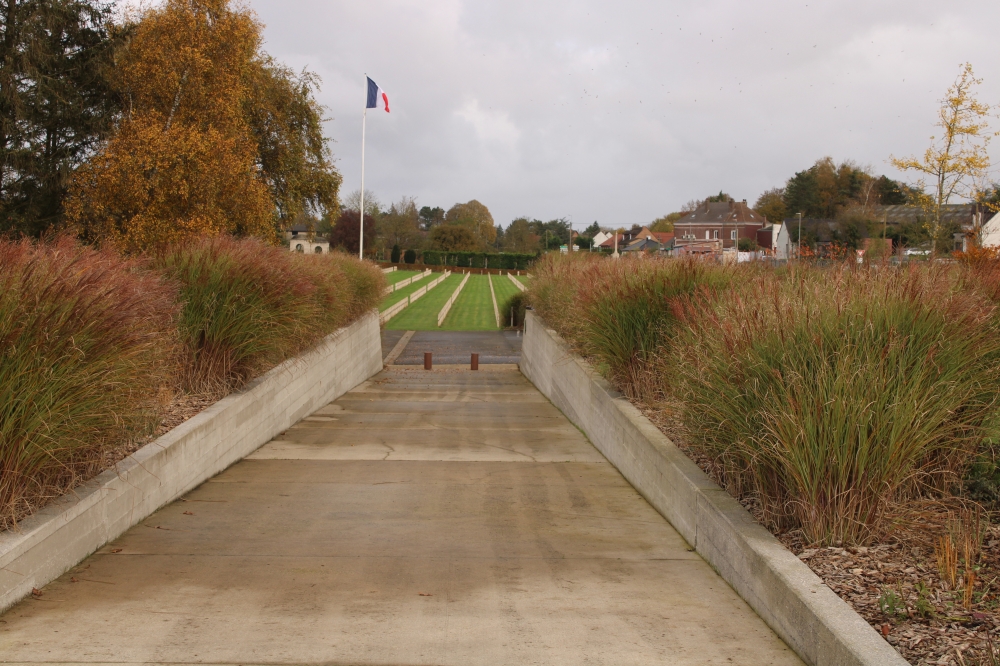 Monument to the Fraternisations #3