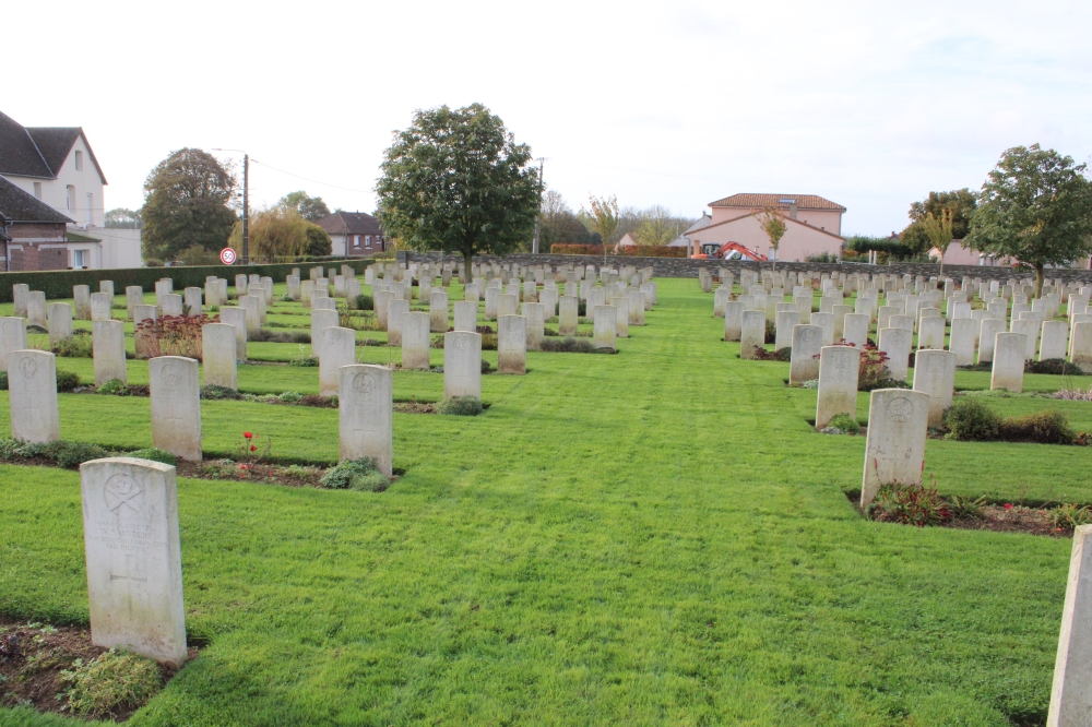 Commonwealth War Cemetery Mory Abbey #4