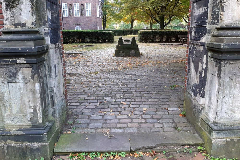Siege Memorial Hamburg #2