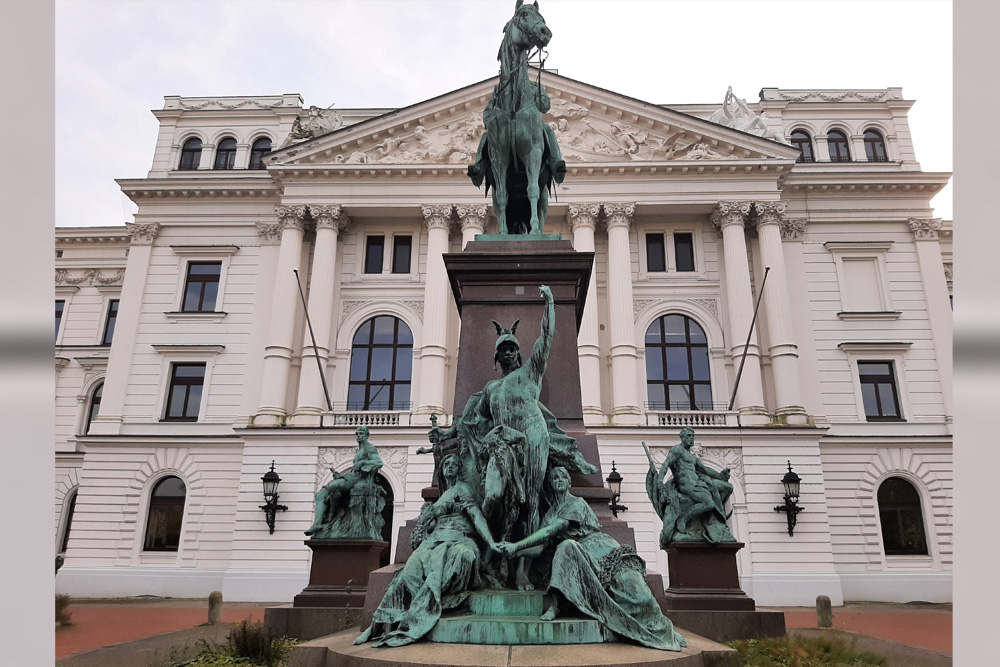 Standbeeld van Keizer Wilhelm I #3