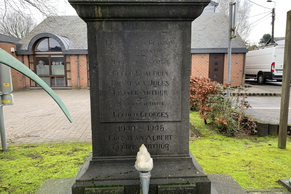 Oorlogsmonument Beaufays #2