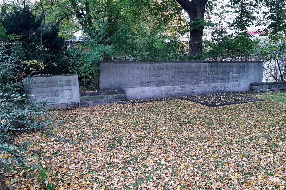 Memorial 225th Infantry Division #1