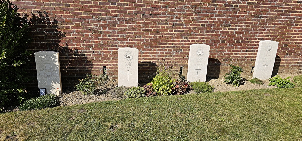 Commonwealth War Cemetery Le Tréport #2