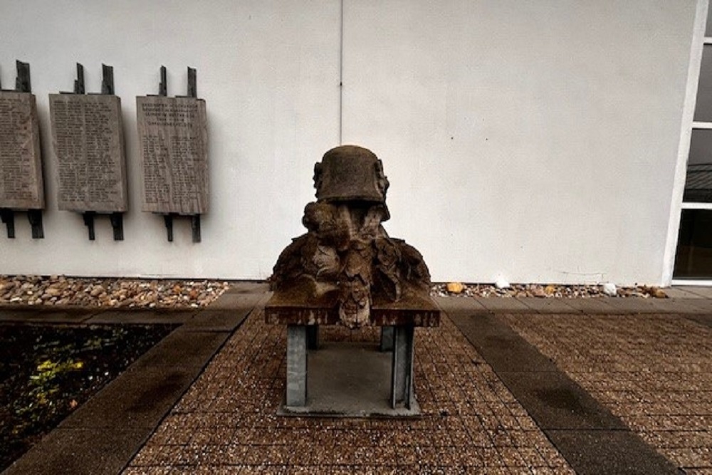 Memorial Fallen First World War Sandhofen #3