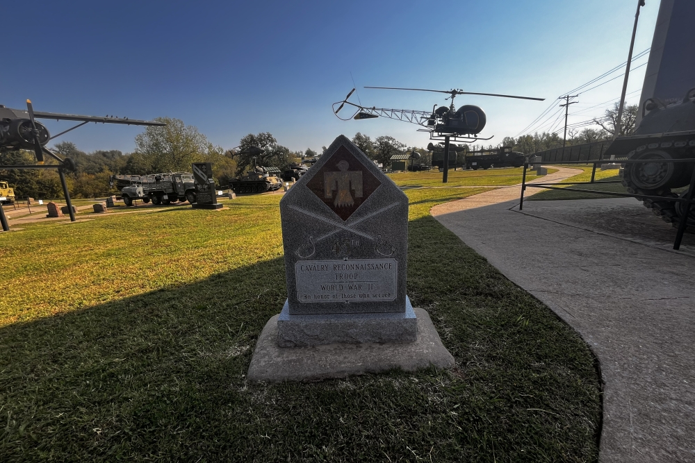 45th Cavalry Reconnaissance troop Gedenkteken #1