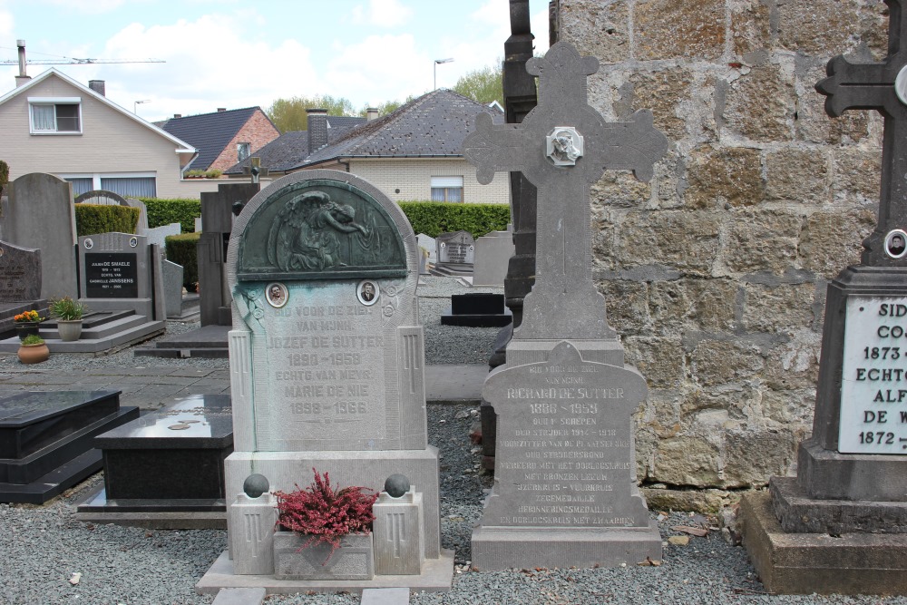 Belgian Graves Veterans Elene