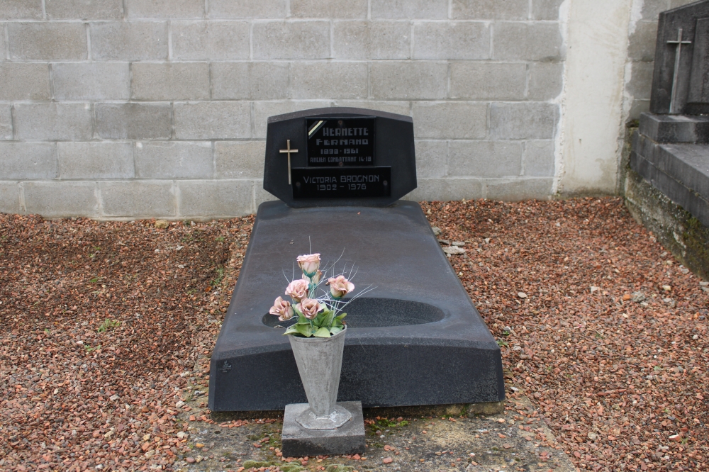Belgian Graves Veterans Bellecourt #3