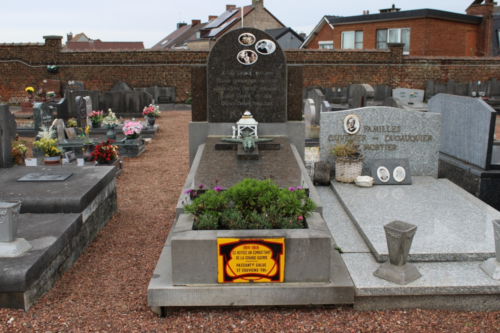 Belgian Graves Veterans La Hestre #2