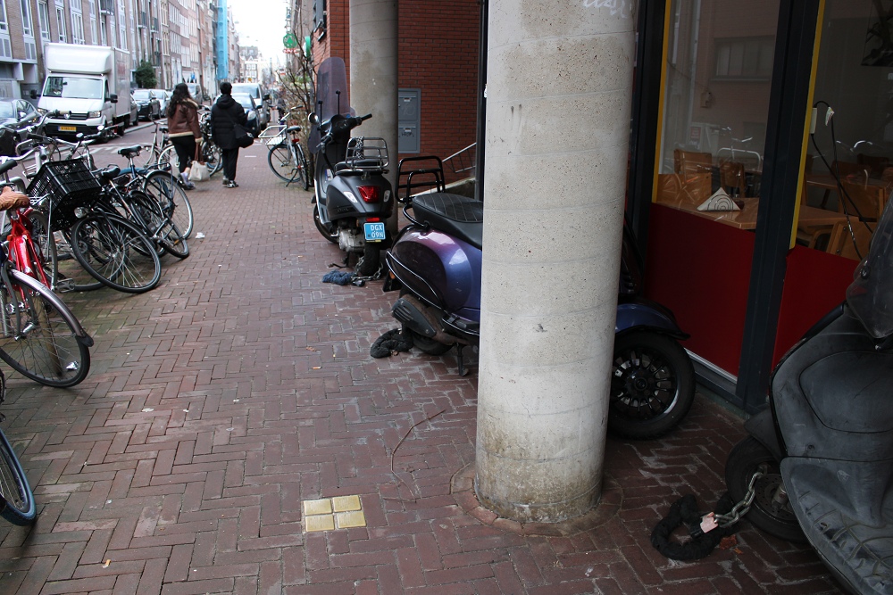 Stolpersteine Nieuwe Kerkstraat 77 #4