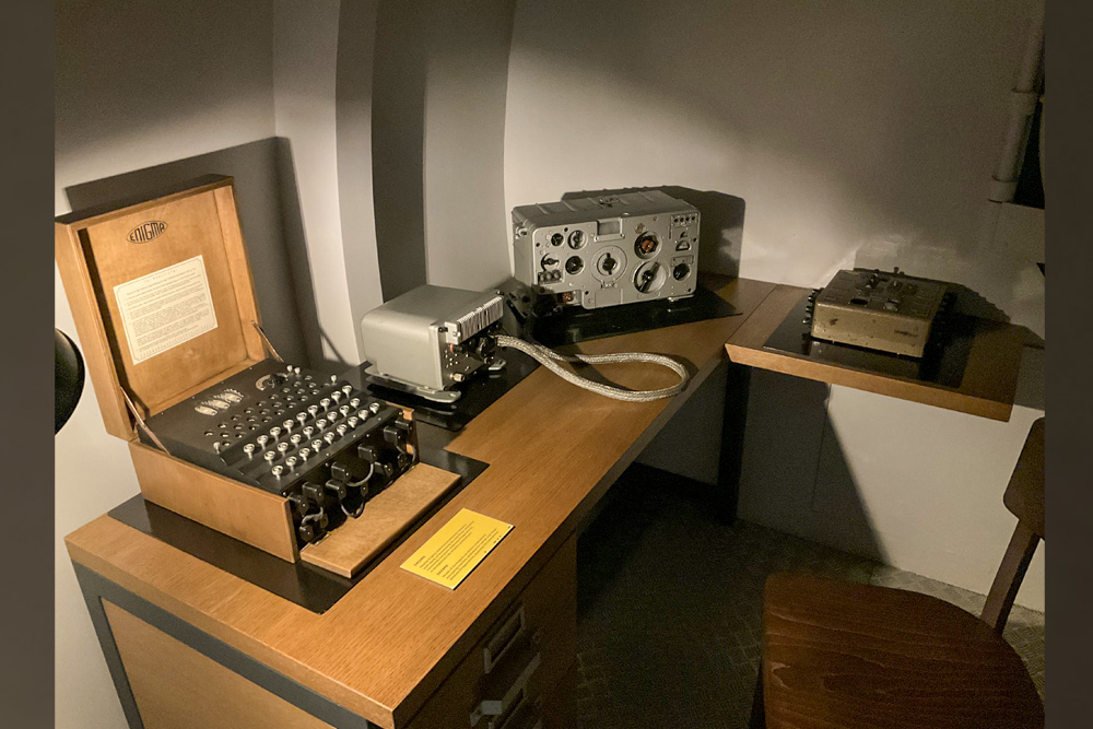 Enigma Cipher Centre #1