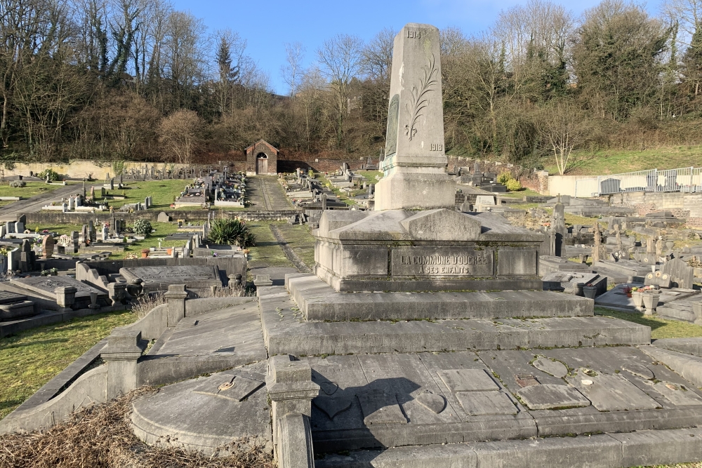 Belgische Oorlogsgraven Ougrée-Sclessin #2