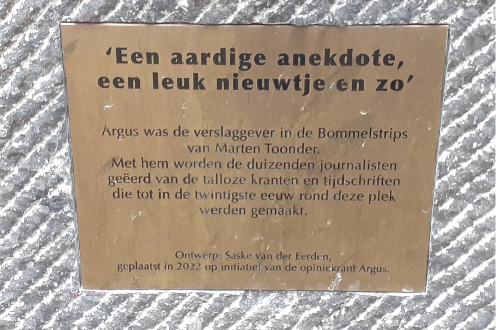 Krantenboulevard Nieuwezijds Voorburgwal #3