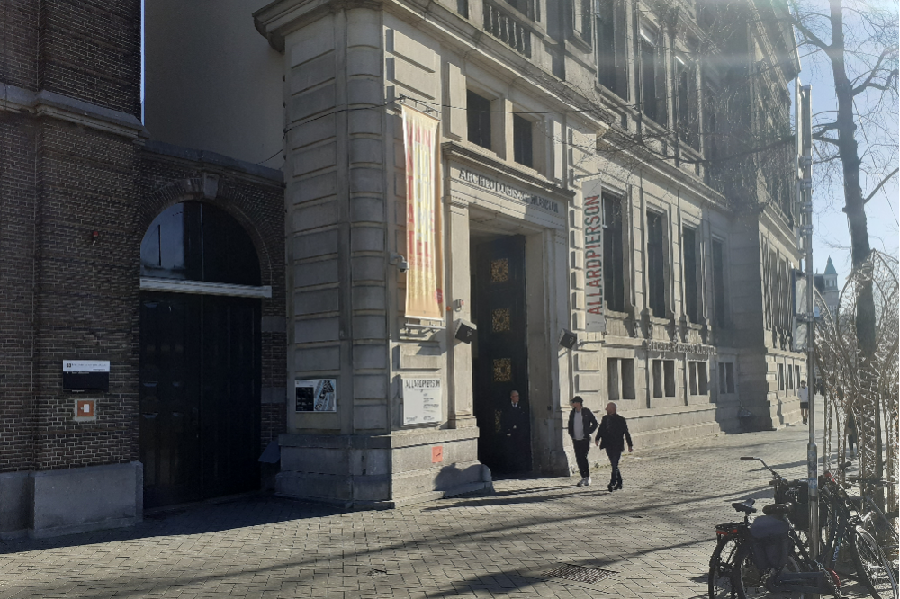 Bank Robbery Oude Turfmarkt 127 #2