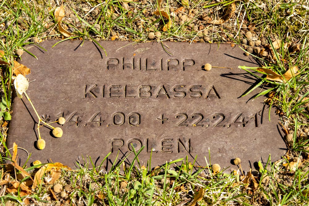War Graves Bassenheim #4