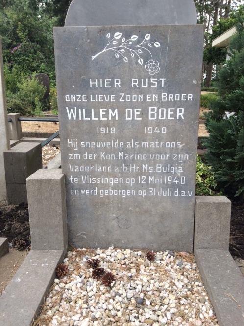Dutch War Graves Sint Maartensbrug #3