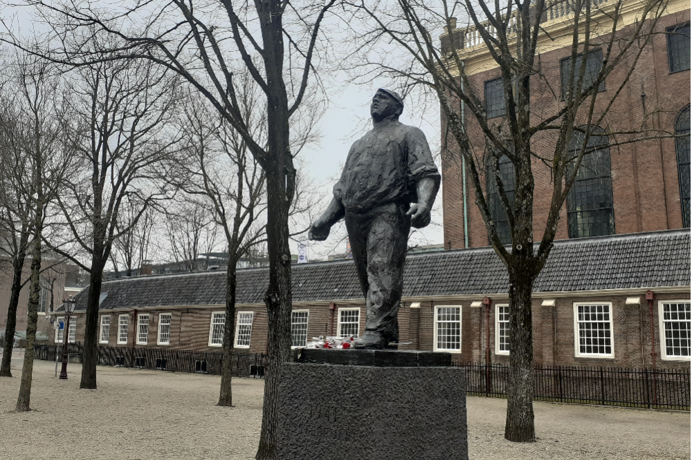 Monument 'De Dokwerker' #5