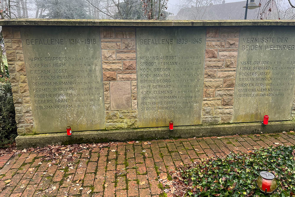War Memorial Heitel #3