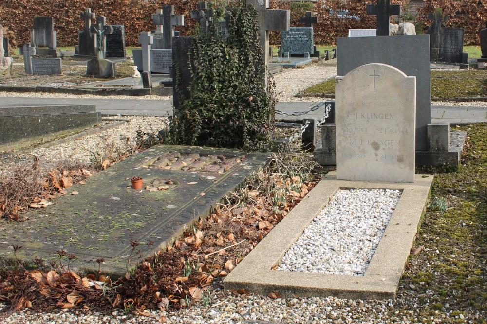 Dutch War Graves R.C. Cemetery Zaltbommel #3