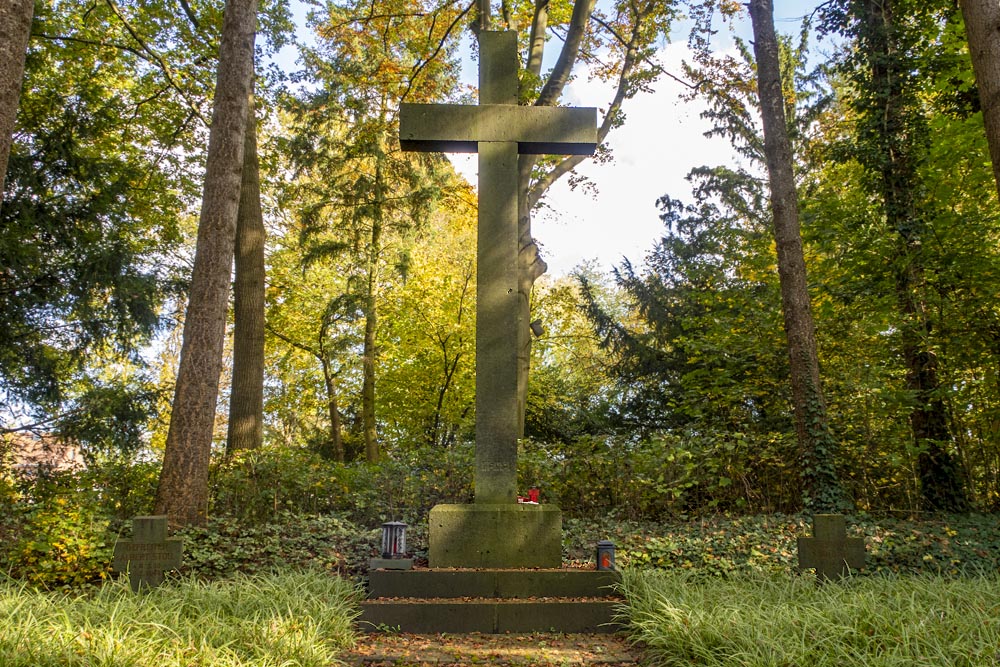Duitse Oorlogsgraven Grefrath #3
