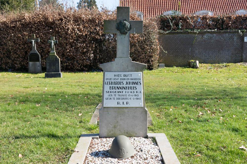 Dutch War Grave RC Cemetery
