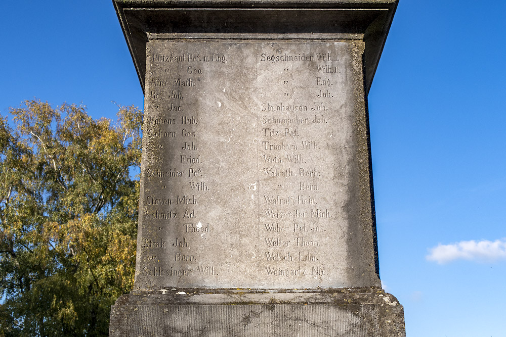 Monument Begraafplaats Gymnich  #3