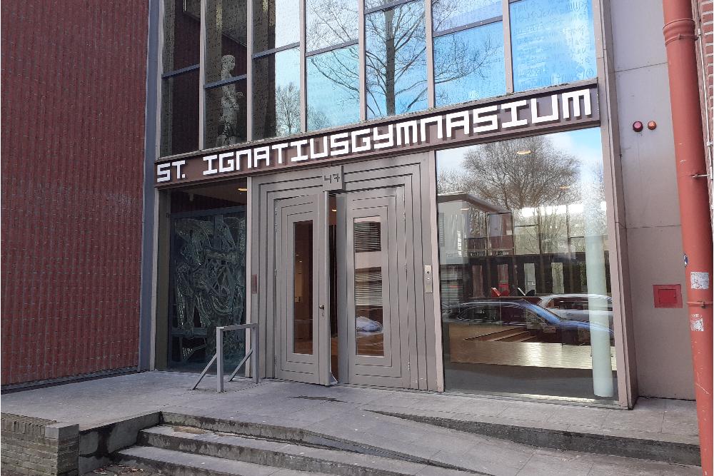 St. Ignatiusgymnasium #4