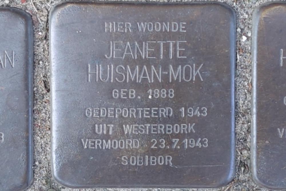 Stumbling Stones Middenhoefstraat 15 #3