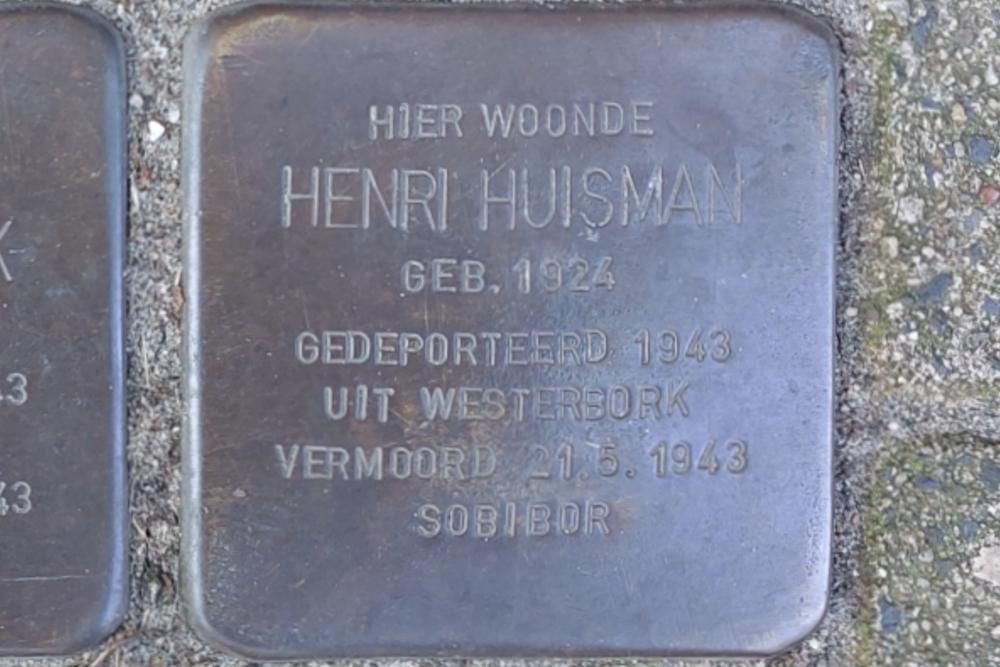 Stumbling Stones Middenhoefstraat 15 #4