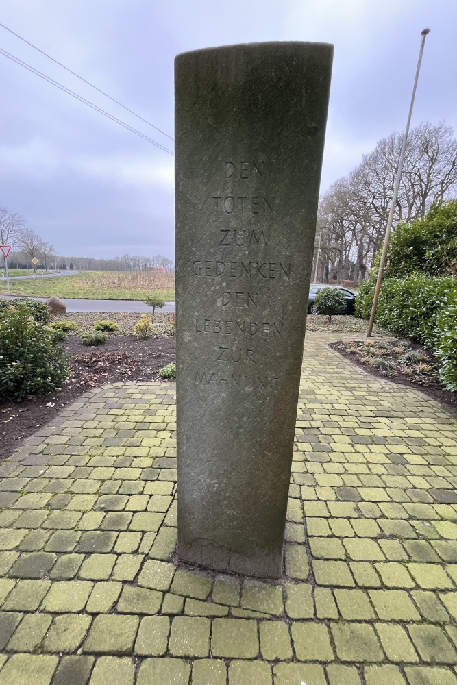 War Memorial Brümsel #4