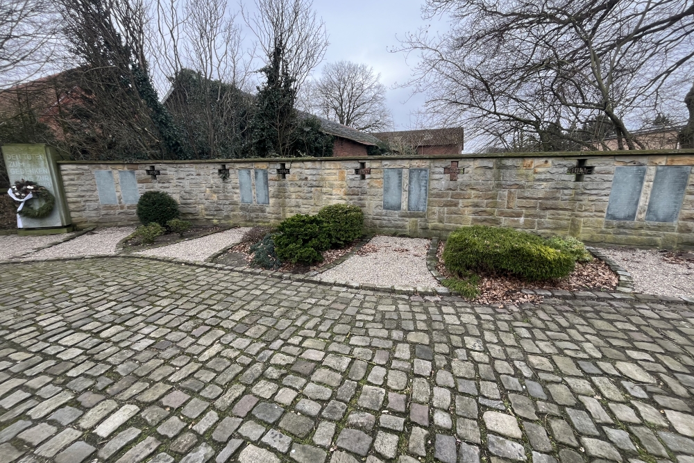 War Memorial Freren #4