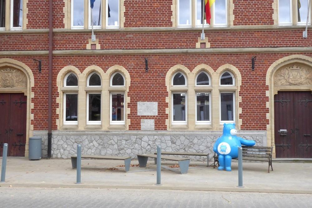 Gedenkteken Gemeentehuis Oosterzele #2
