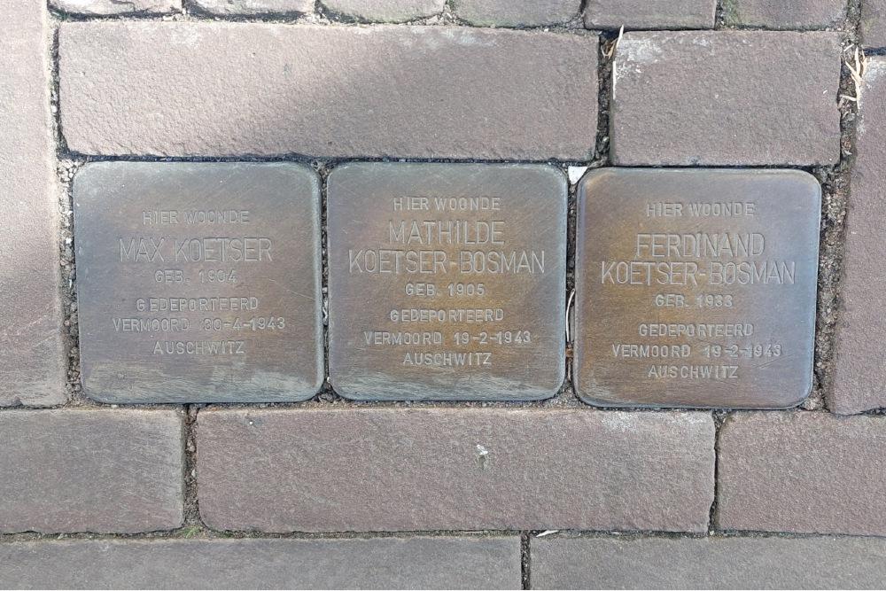 Stumbling Stones Hoogstraat 28 #1