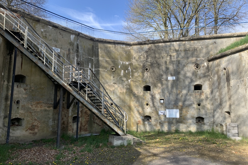 Contrescarpe fort Lantin #1