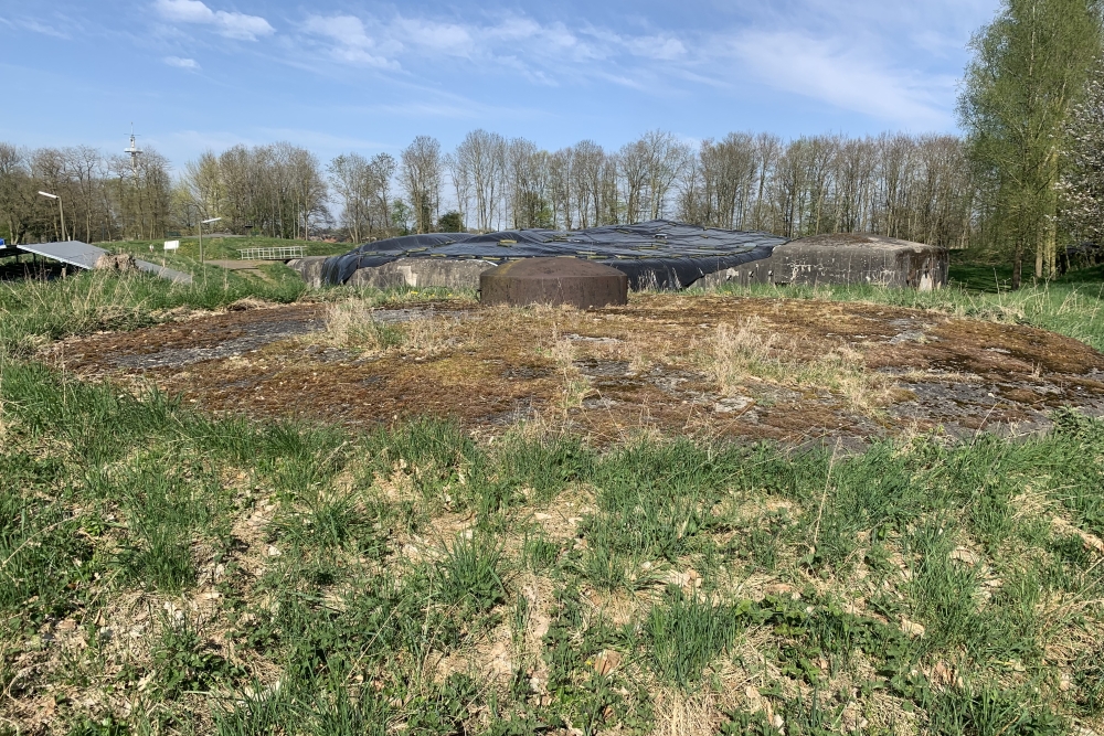 Geschutskoepel zuid fort Lantin #1