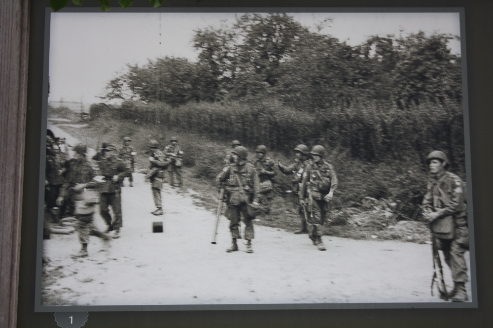 Historical Panel September 1944: Zevenheuvelenweg #2