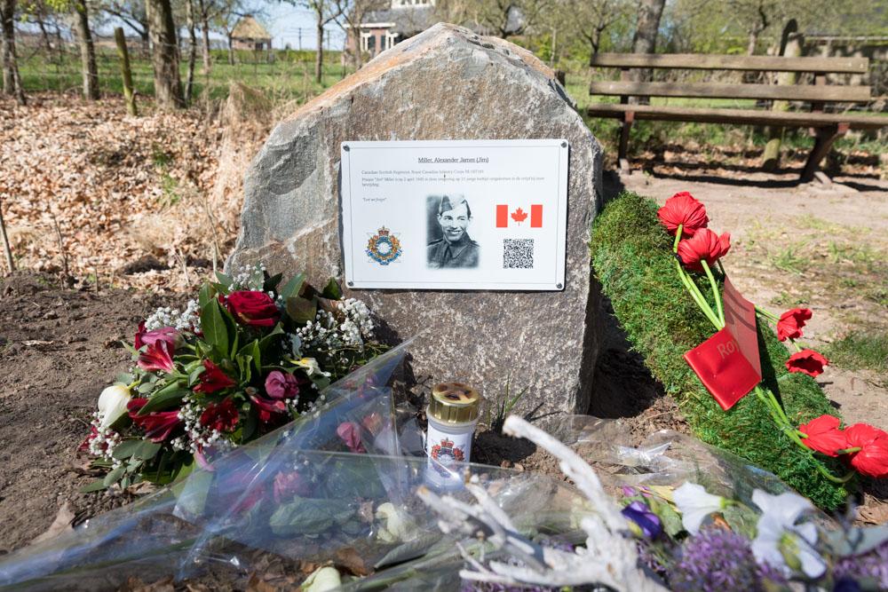 Memorial Alexander James Miller