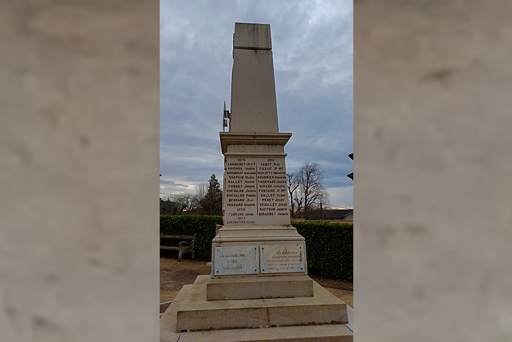 War Memorial Saint-Étienne-du-Bois #2