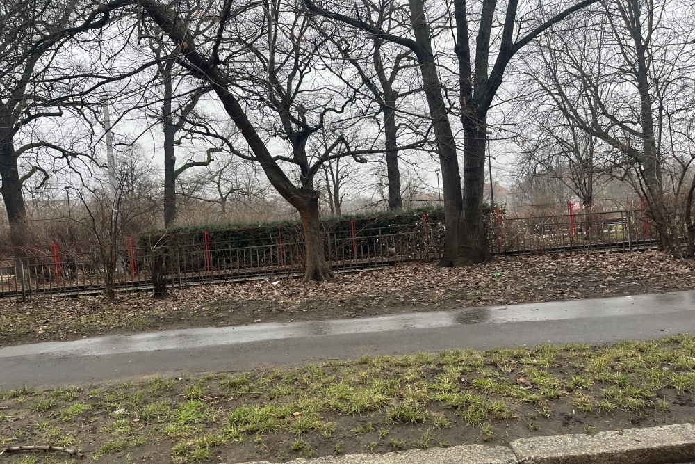 Vesting Breslau - Voormalige begraafplaats gesneuvelden  #2