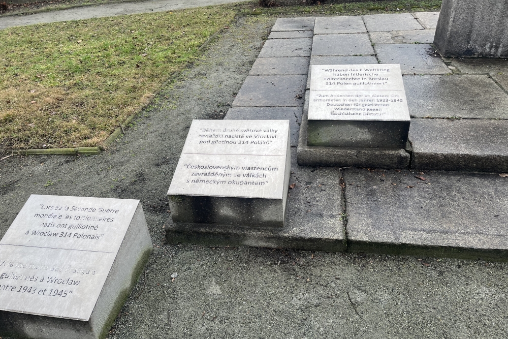 Monument Vermoorde Gevangenen Kleczkowski Gevangenis #3