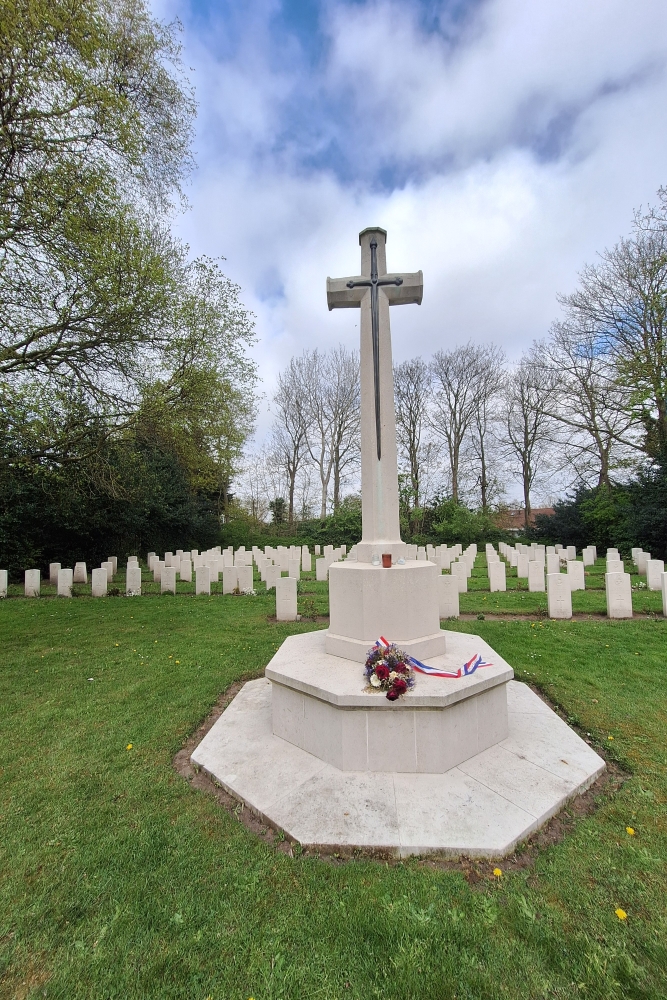 Commonwealth War Graves General Cemetery Den Burg #7