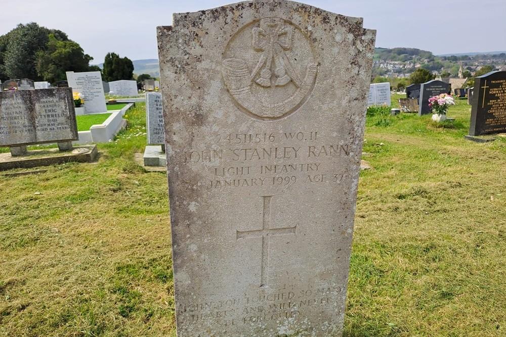 Commonwealth War Graves Carisbrooke Cemetery #3