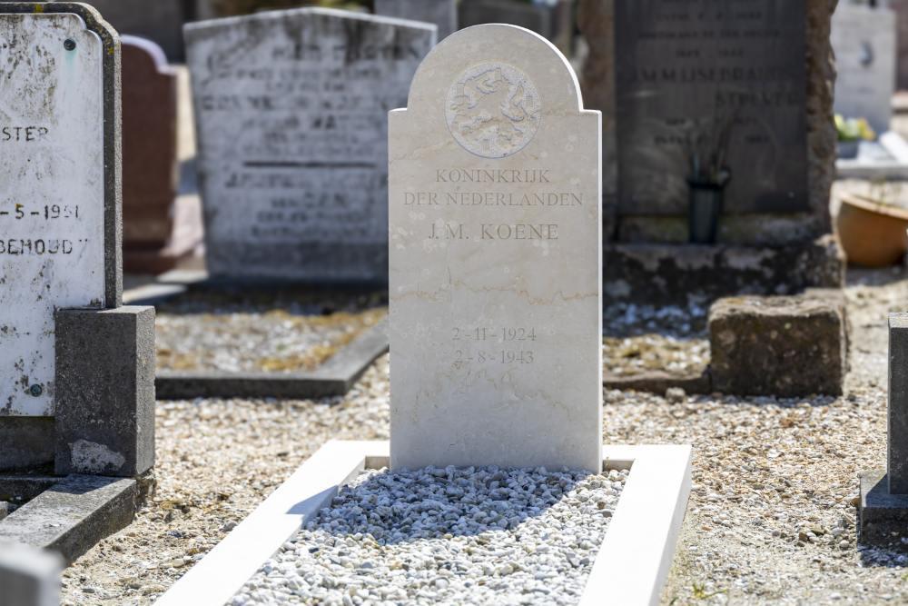 Dutch War Grave Dutch Reformed Cemetery Ter Heijde #2