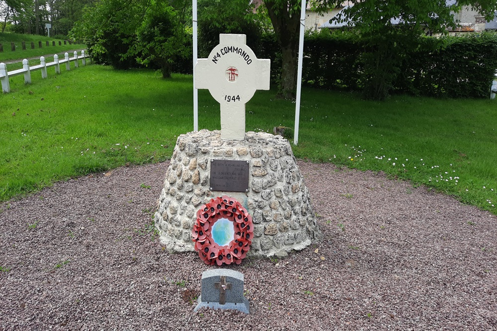 No. 4 Commando stele #2