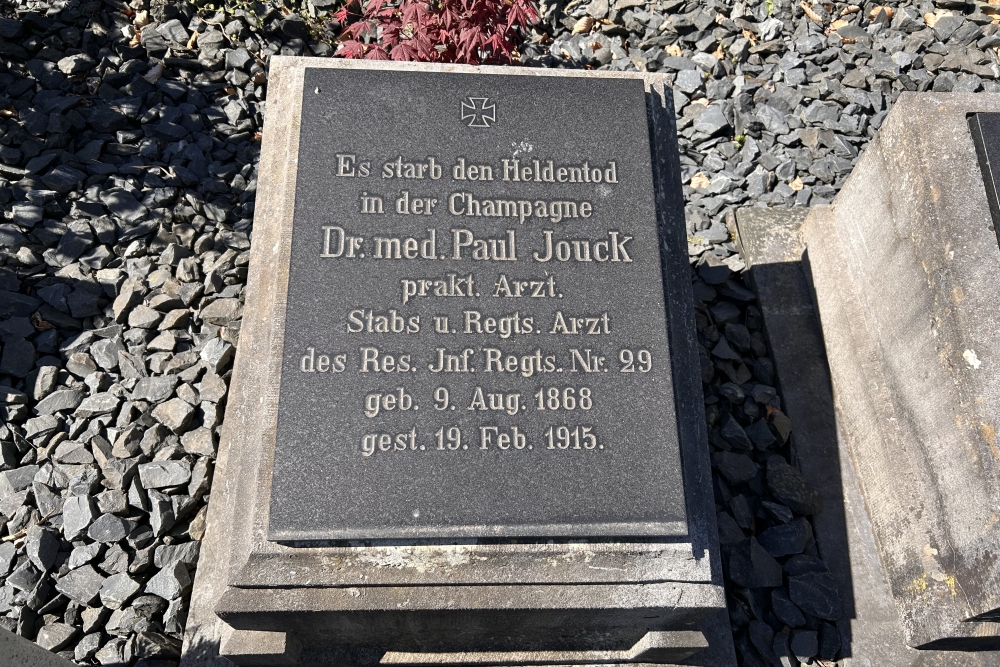 Duits oorlogsgraf, Sankt-Vith #1