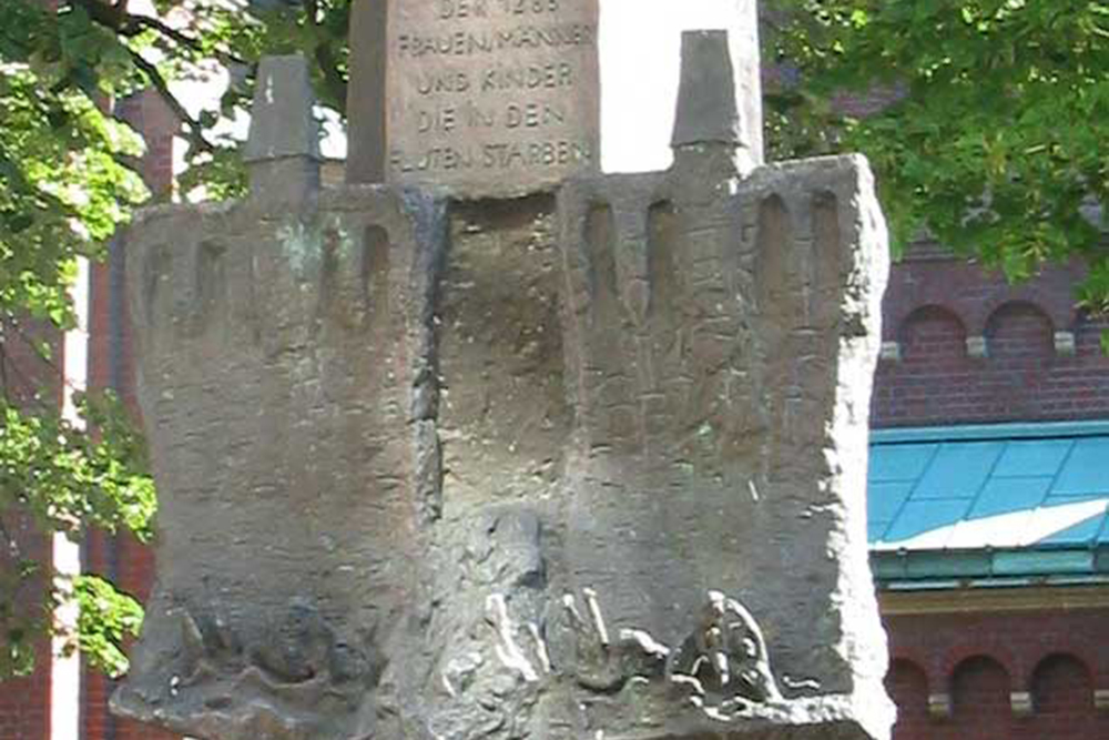 Monument Overstromingslachtoffers Möhne 17 Mei 1943 #1