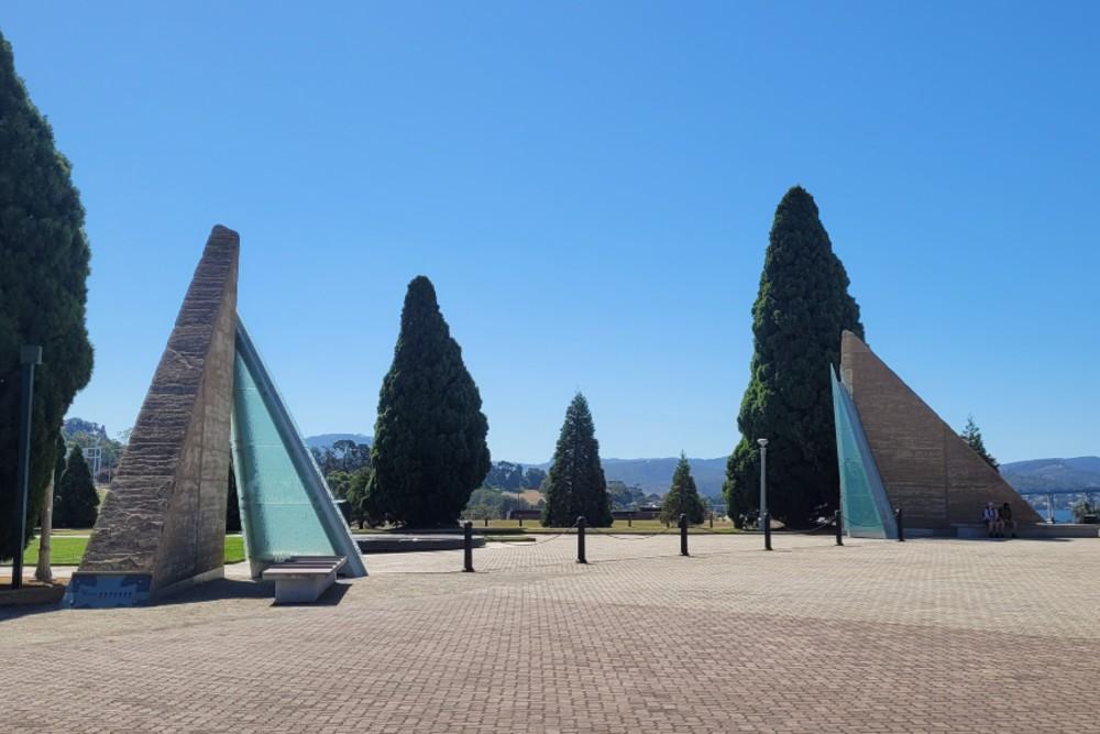 Memorial Tasmanian Victoria Cross Winners #1