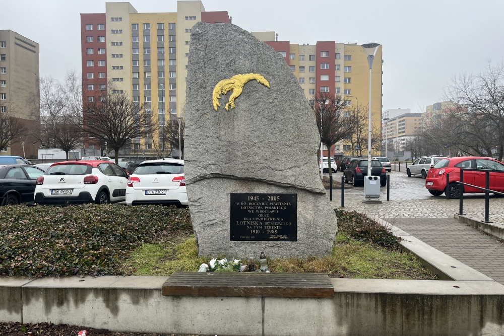 Former Militairy Airport Breslau - Gandau #3