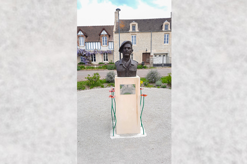 Memorial No. 6 Commando Amfreville #2
