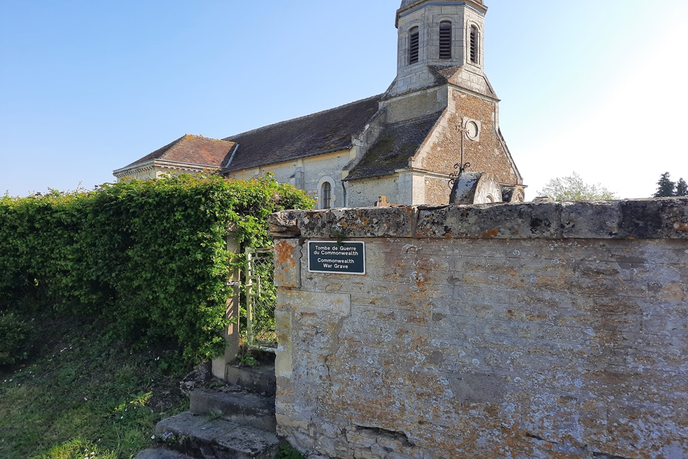 Oorlogsgraf van het Gemenebest Saint-Samson #4