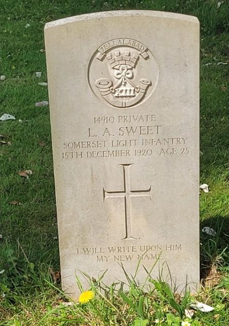 Oorlogsgraven van het Gemenebest St. Mary Churchyard #4